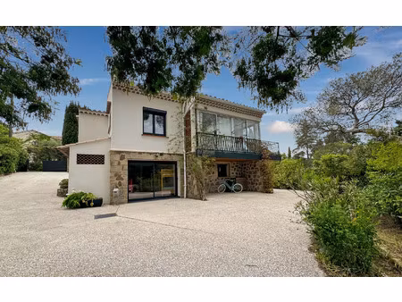 maison saint-raphaël 152 m² t-6 à vendre  789 000 €