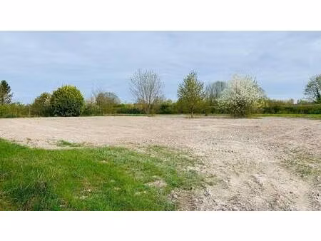 terrain constructible à vendre