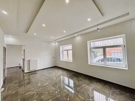 maison 3 façades avec possibilité de profession libérale