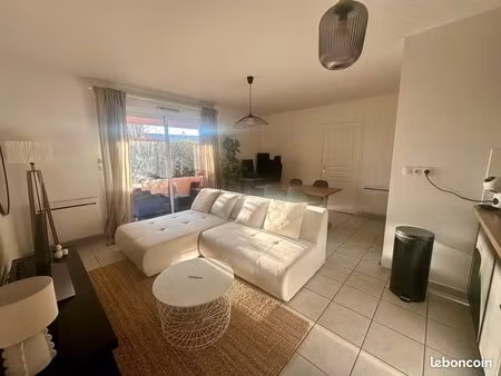 appartement 2 pièces - box fermé  terrasse