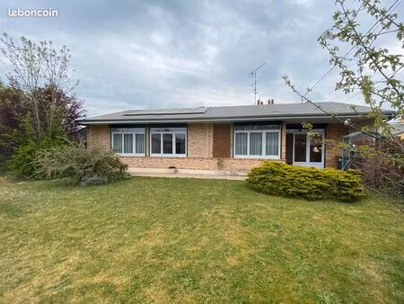 maison 5 pièces 93 m²