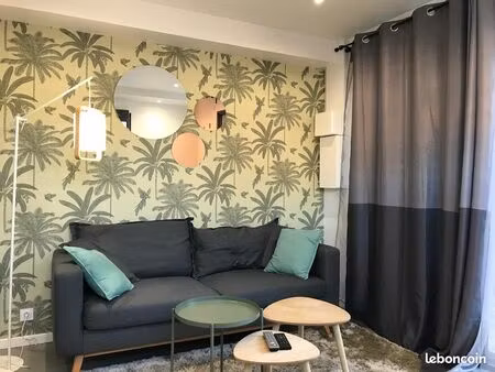 charmant t2 duplex bron centre