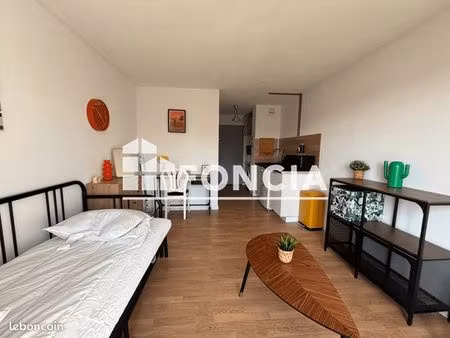 studio 1 pièce 20 m²