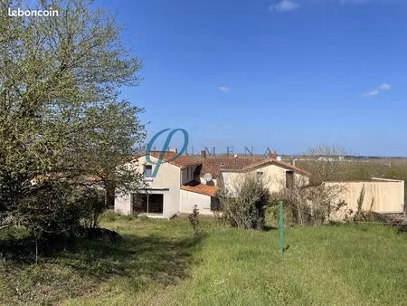 maison 7 pièces 195 m²