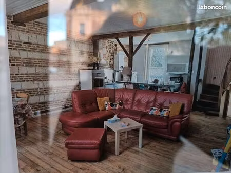 appartement disponible fin mai