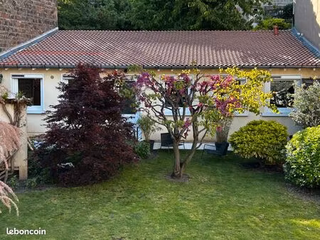 petite maison meublée