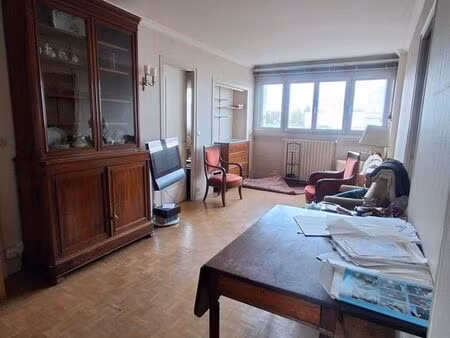 appartement 4 pièces 77 m²