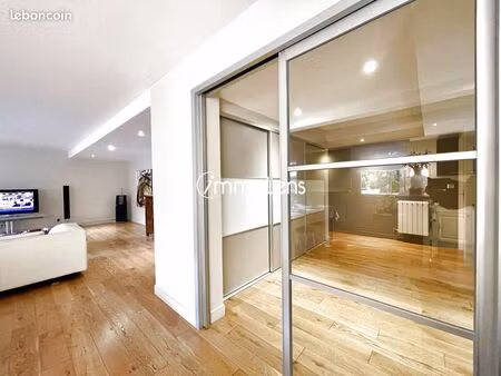 appartement 4 pièces 145 m²