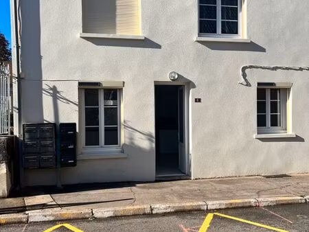 loue appartement type f2