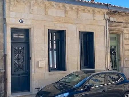 a louer echoppe entièrement rénovée  4/5 chbs nansouty-bdx