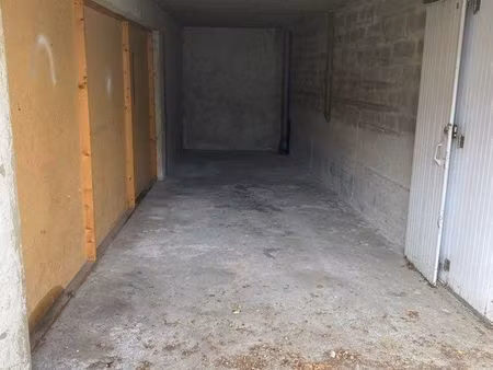 box sécurisé a louer en centre ville