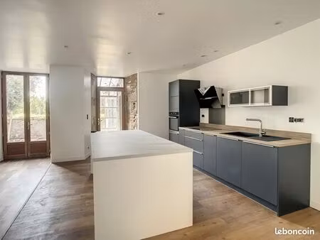 maison de caractère entièrement rénovée