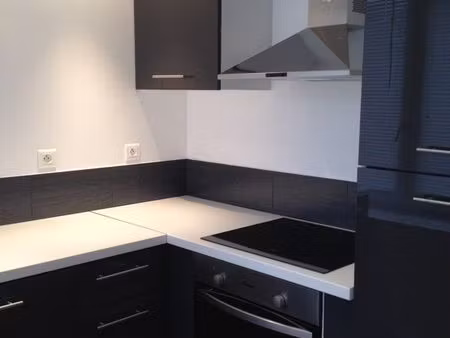 loue petite maison t3