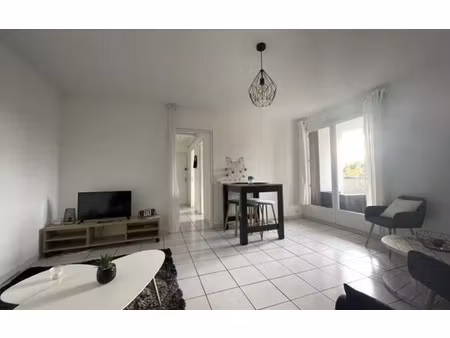 location appartement  m² t-2 à perpignan  585 €