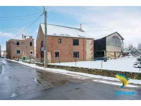 ensemble immobilier / 2 maisons / hangar