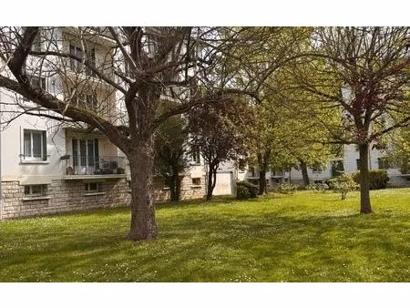 appartement nevers 73 m² t-3 à vendre  65 000 €