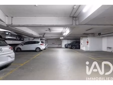 vente parking undefined m²