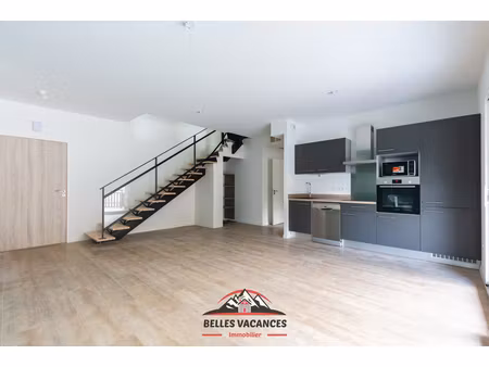 appartement t.4 duplex à vendre à saint lary soulan