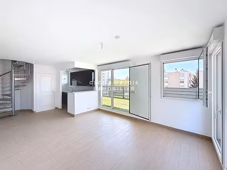 vente duplex 3 pièces 58.62 m² à joinville-le-pont (94340)  420 000 €