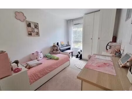 appartement stains 70 m² t-4 à vendre  215 000 €