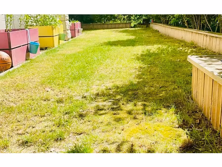 appartement stains 70 m² t-4 à vendre  230 000 €