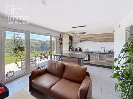 appartement valleiry 3 pièce(s) 63 m2 avec garage fermé et place extérieure