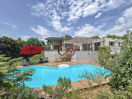 maison bourg de cenac de 180 m2 - très bel environnement