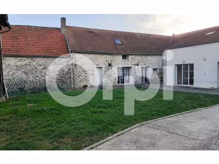 location maison  m² t-3 à ormoy-le-davien  836 €
