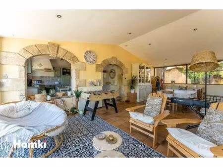 maison/villa t5 de 147 m2 à reignac 33860