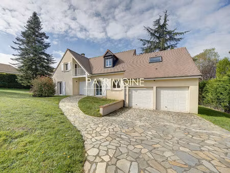 maison 7 pièce(s) 214.50 m² - golf de saint nom la bretèche