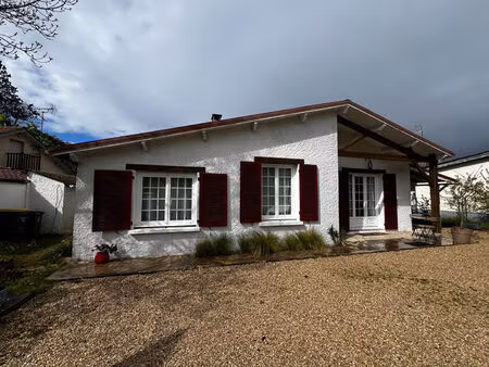 exclusivité ? charmante maison de plain-pied au coeur de vitry-aux-loges