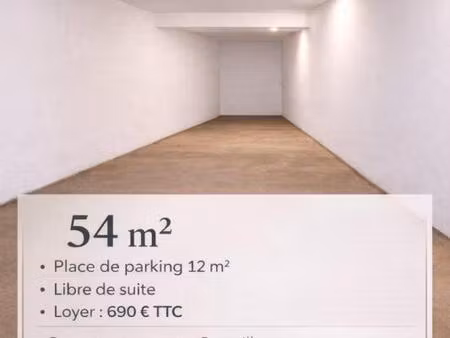 location cellier 54 m² boulevard sud – stockage professionnel ou particulier avec parking 