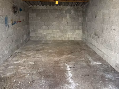 garage à louer de 15 m2