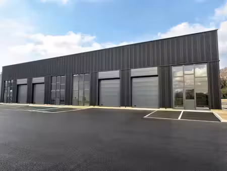 vente local d’activités 149m² à 520m²