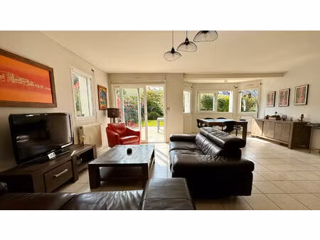 maison plain-pied - 4 chambres - 150 m2 - 692 m2 terrain - guilers