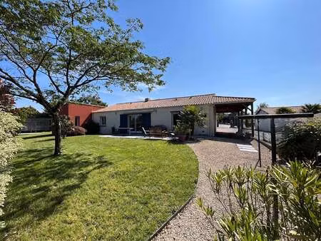 vente maison à la chapelle basse mer (44450) : à vendre / 135m² la chapelle basse mer