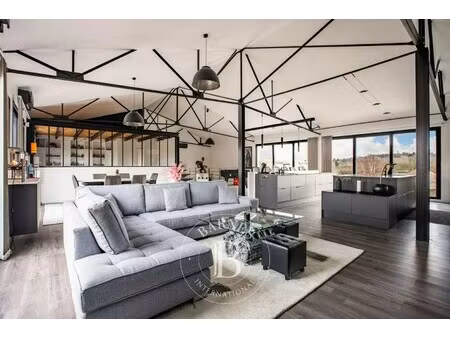 maison de luxe à vendre à aigremont