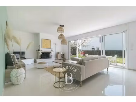 maison de luxe à vendre dans le quartier plaine des courlis