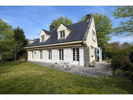 maison de luxe à vendre dans le quartier sud rer