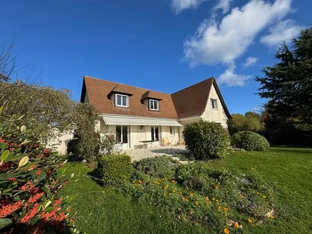 maison de luxe à vendre à saint-nom-la-bretèche