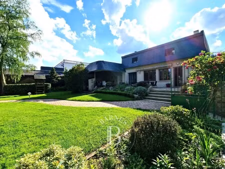 maison de luxe à vendre à vieille-église-en-yvelines