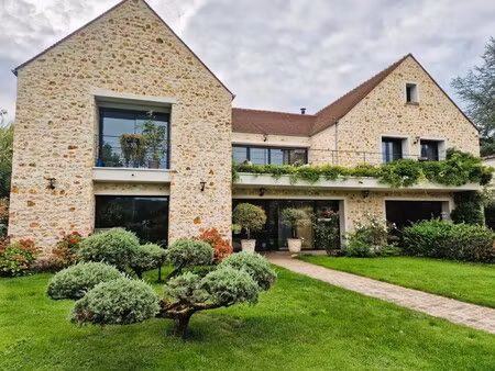 maison de luxe à vendre dans le quartier coteau sud