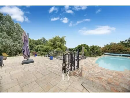 maison de luxe à vendre à feucherolles