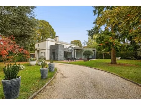 maison de luxe à vendre dans le quartier bourg-la feuillaume nord