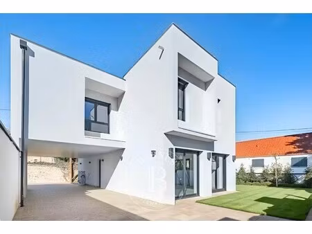 maison de luxe à vendre à orgeval