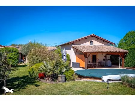 vente maison 8 pièces 197 m² castelsarrasin (82100)