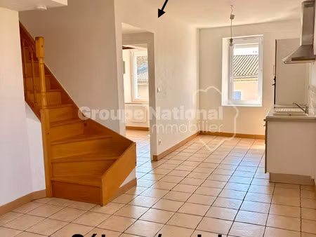 location appartement 4 pièces 57 m² à piolenc (84420)