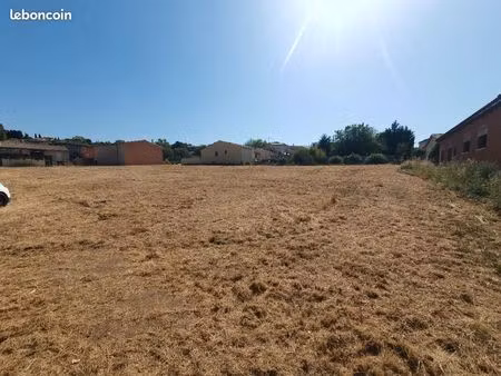 terrain 780 m² saint ambroix