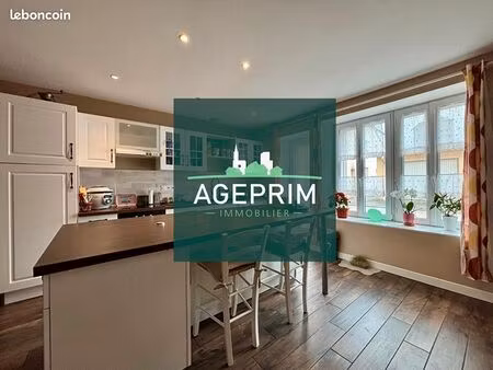 maison 7 pièces 174 m²