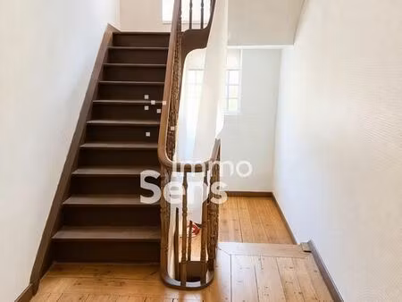 maison 5 pièces 121 m²